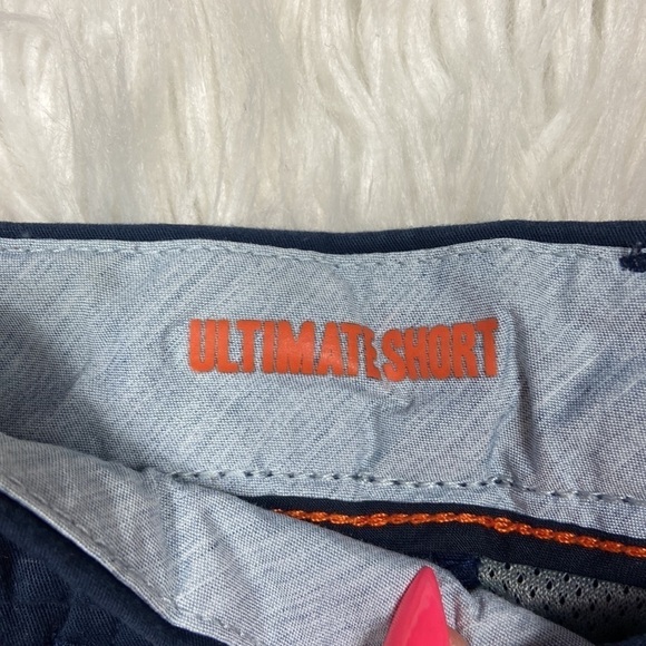 Men’s Navy Blue Docker’s Supreme Flex Ultimate Short - Picture 7 of 10